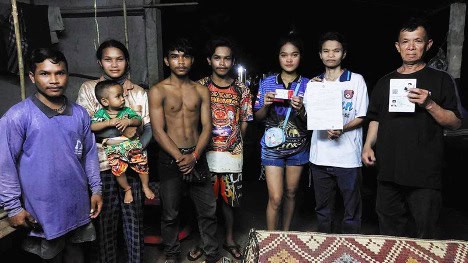 สาวกัมพูชาที่เข้ามาอย่างถูกกฎหมาย ถูกรางวัลที่ 1